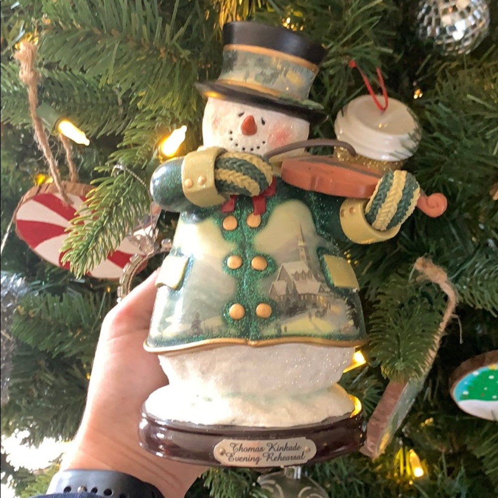 Thomas Kinkade Collectable Snowman